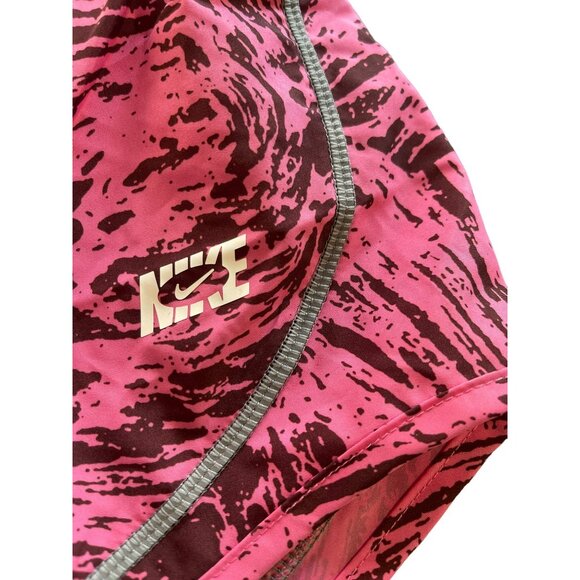 Nike Womens Size Medium Shorts Dri Fit Pink Running Athleisure Activewear NWT - Picture 2 of 4